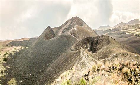 L'Éruption Volcanique du Mont Cameroon au VIe Siècle: Un événement géologique majeur aux conséquences socio-économiques profondes dans l'Afrique subsaharienne antique.